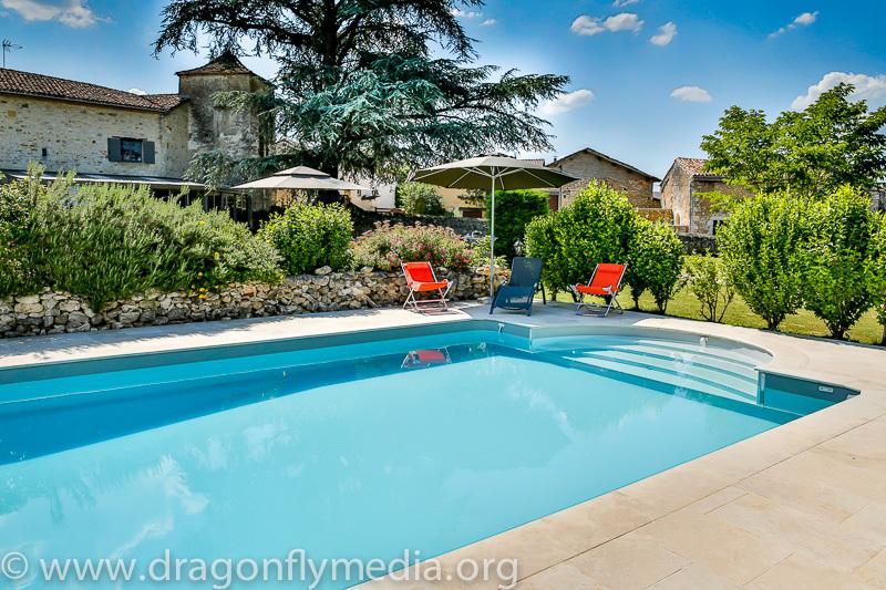 Bed and Breakfast Le Grand Cedre Lolme Exterior foto
